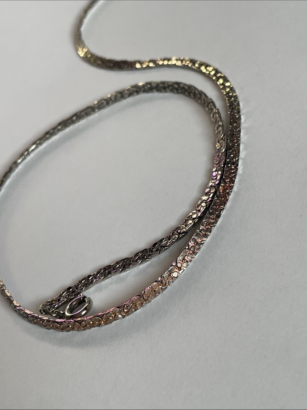 VTG SILVER-TONED TEXTURED NECKLACE